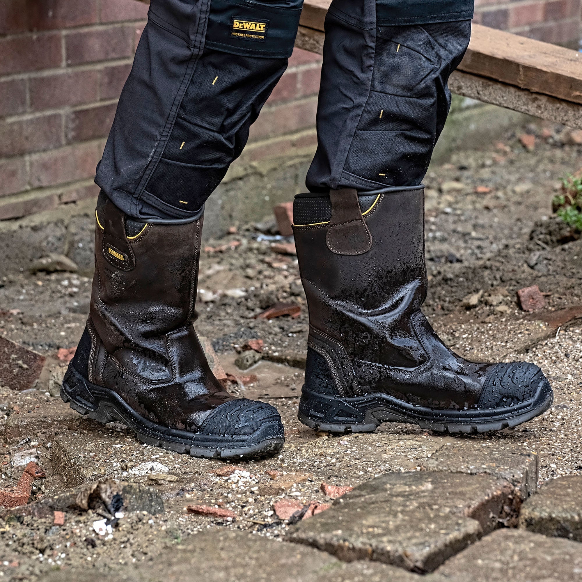 DeWalt Millington Non Metallic , lightweight, Waterproof Rigger Brown - - Customisable Footwear