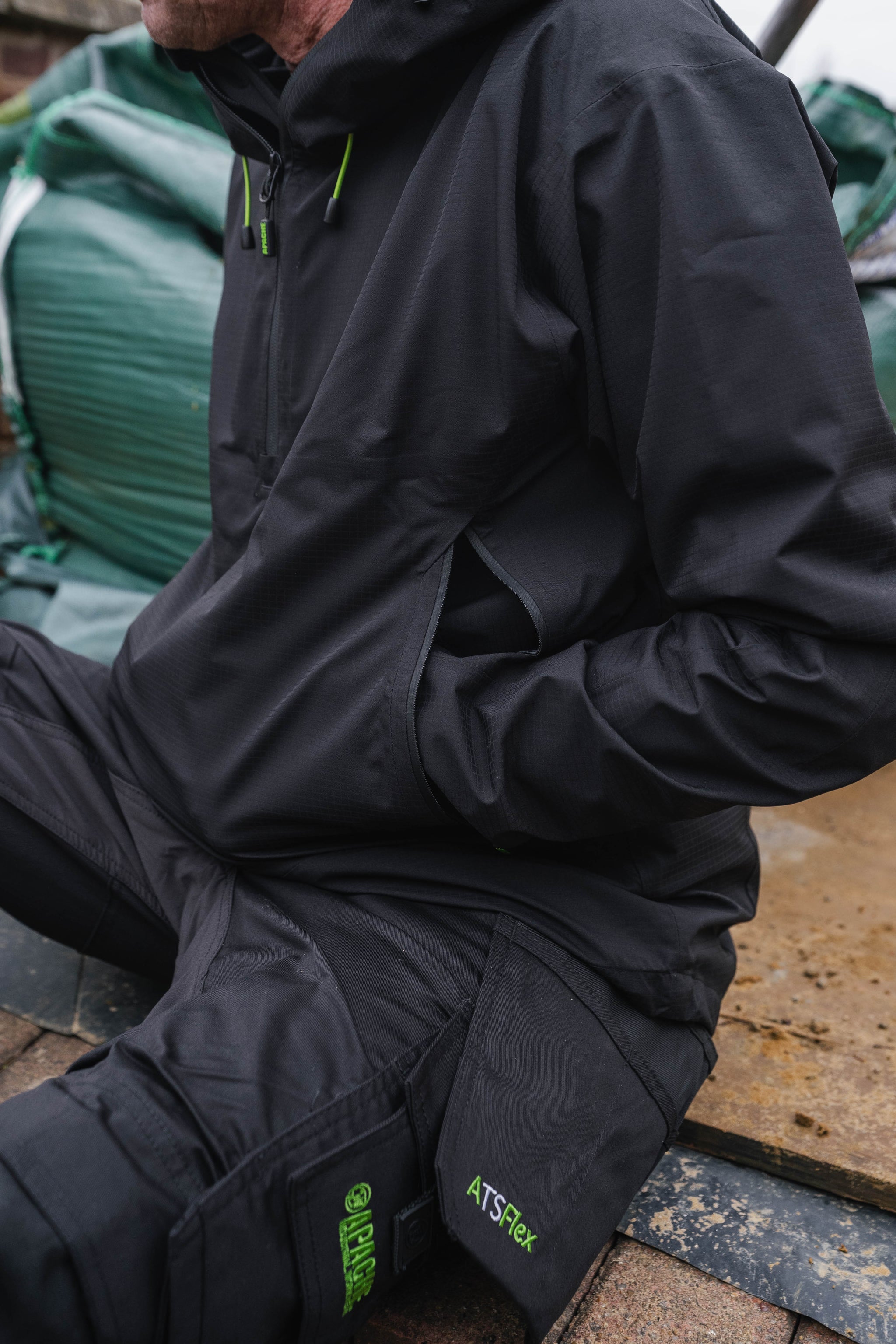 Apache - White Rock Lightweight 1/4 Zip Rain Jacket |  Apache