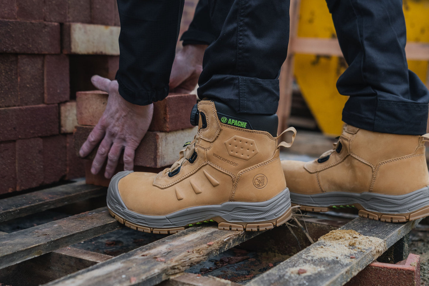 Apache - Churchill Wheat Waterproof FITGO Safety Boot ESD |  Apache