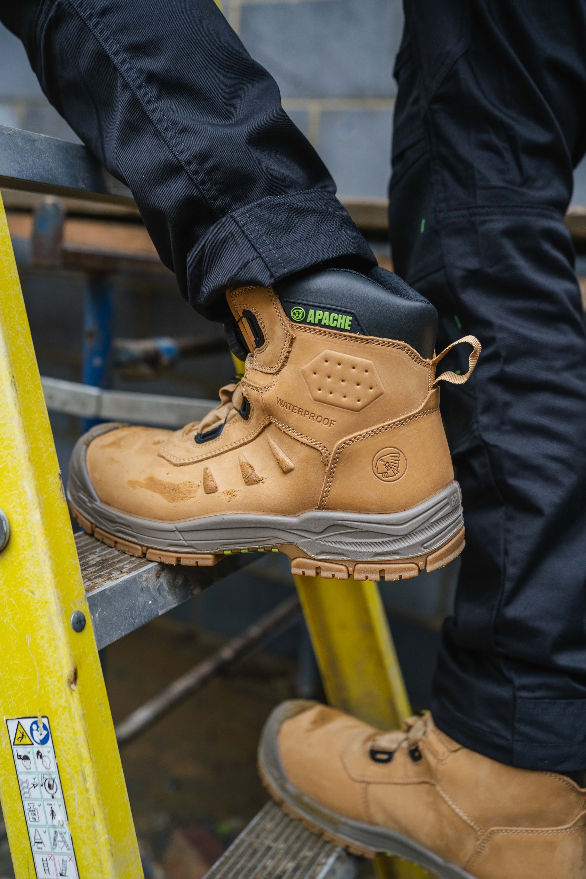 Apache - Churchill Wheat Waterproof FITGO Safety Boot ESD |  Apache