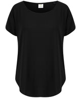 Scoop neck T